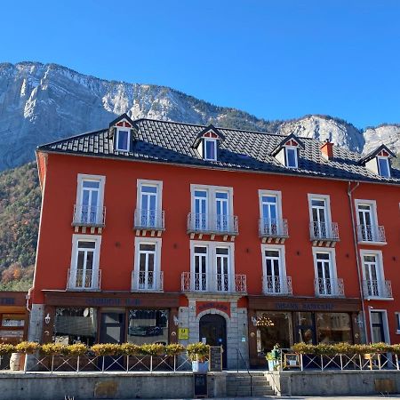 hôtel oberland Le Bourg-dʼOisans Exterior foto