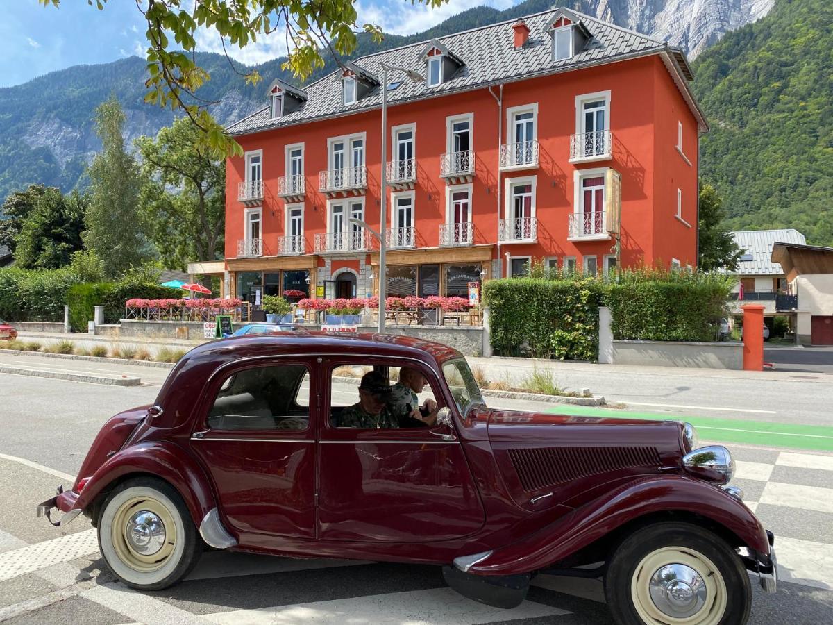 hôtel oberland Le Bourg-dʼOisans Exterior foto